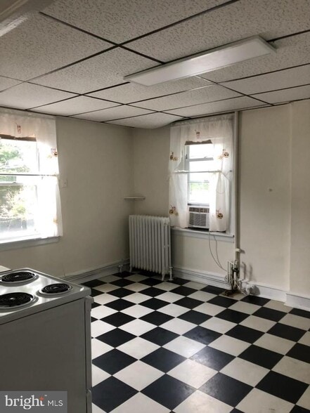 More Photos Of 915 Jenkintown Rd, Elkins Park Storefront Retail Residential For Sale