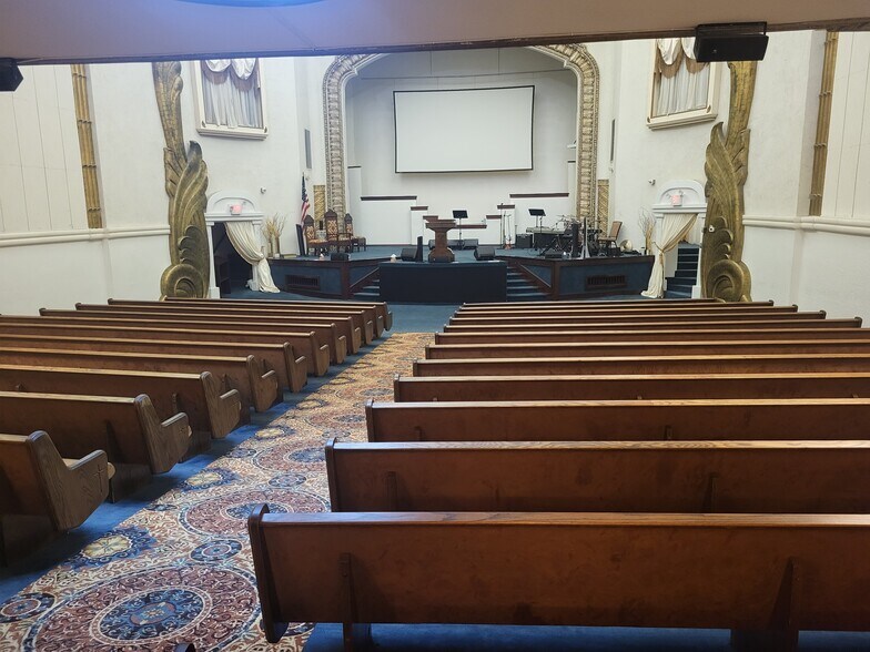 More Photos Of 308 N Main St, Santa Ana Religious Facility For Sale
