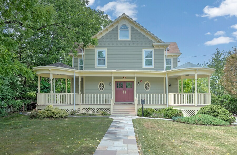 More Photos Of 24 Washington Ave, Chatham Office For Sale