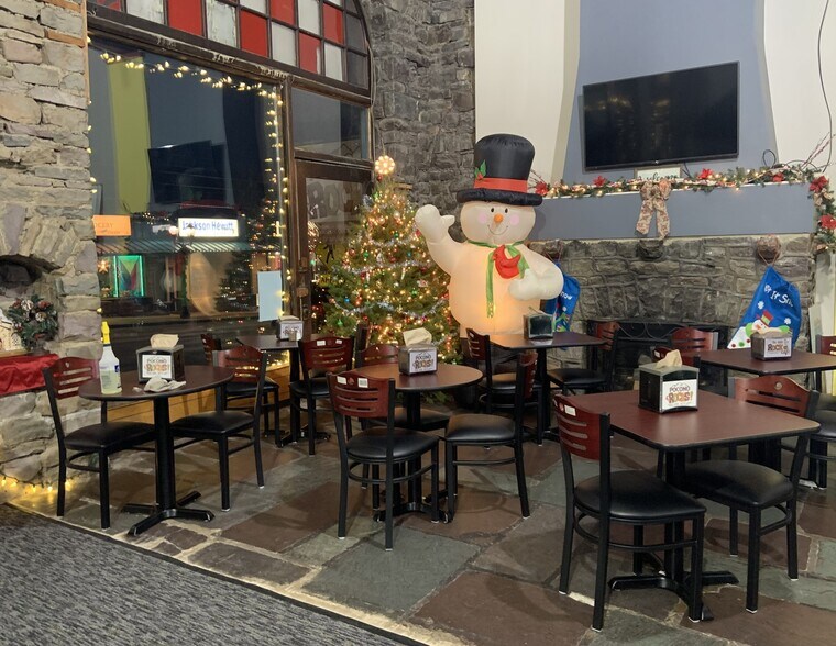 More Photos Of 1428 Pocono Blvd, Mount Pocono General Retail For Sale