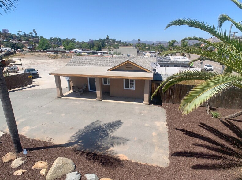 Primary Photo Of 8907 Creekford Dr, Lakeside Contractor Storage Yard For Lease