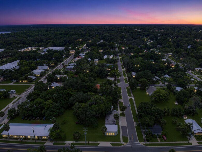 More Photos Of 1321 St Johns Ave, Palatka Service For Sale