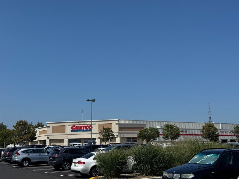 More Photos Of 2301-2311 Route 66, Ocean Unknown For Lease