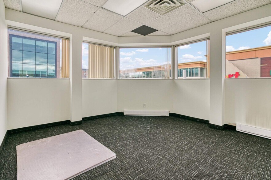 More Photos Of 2 Lisgar St, Sudbury Office For Sale