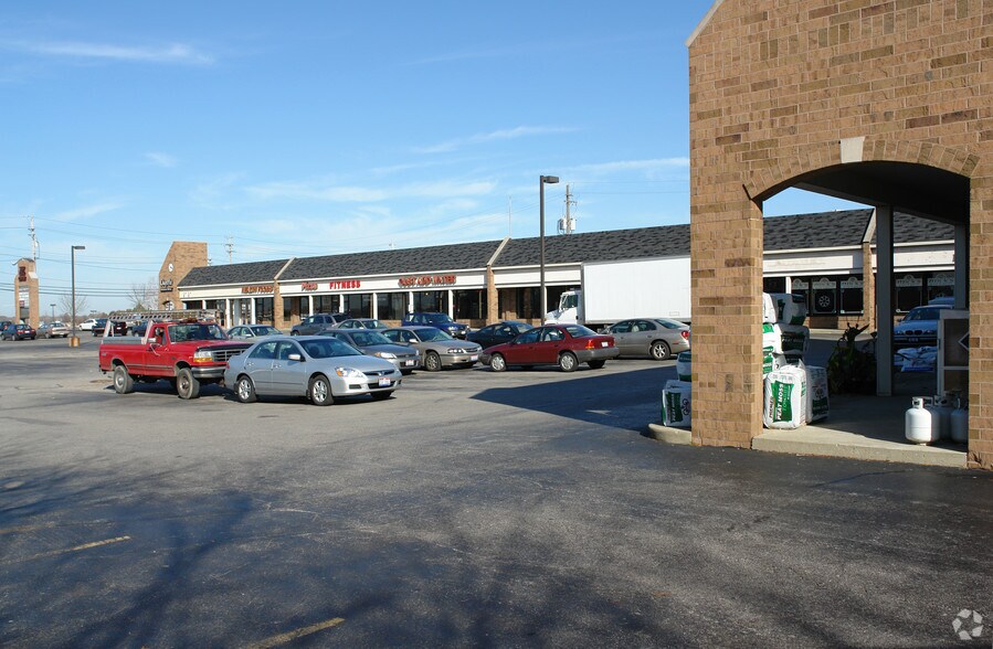 More Photos Of 36200 Euclid Ave, Willoughby Unknown For Lease