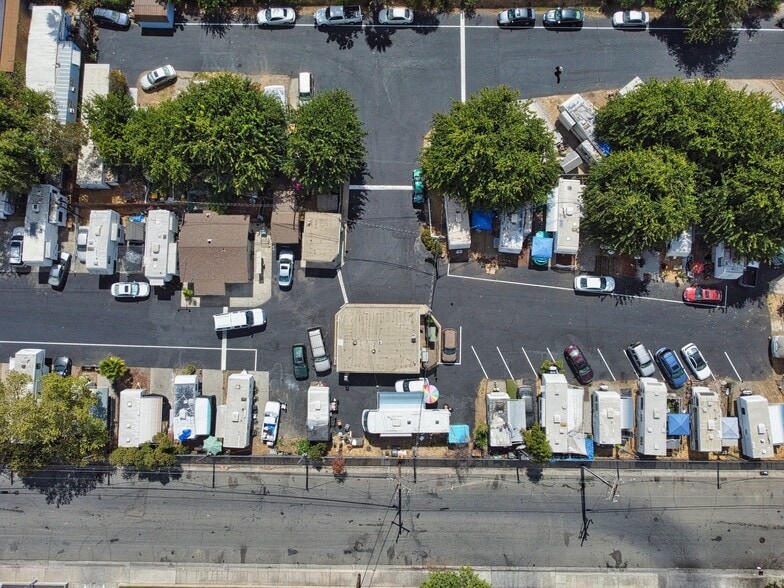 More Photos Of 5800 Stockton Blvd, Sacramento Manufactured Housing Mobile Home Park For Sale