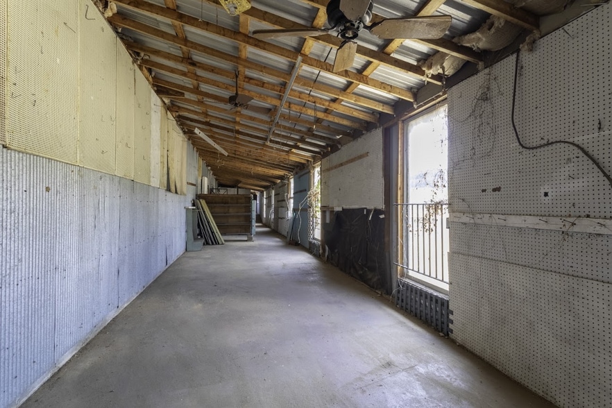 More Photos Of 2341 US Highway 231, Wetumpka Warehouse For Sale