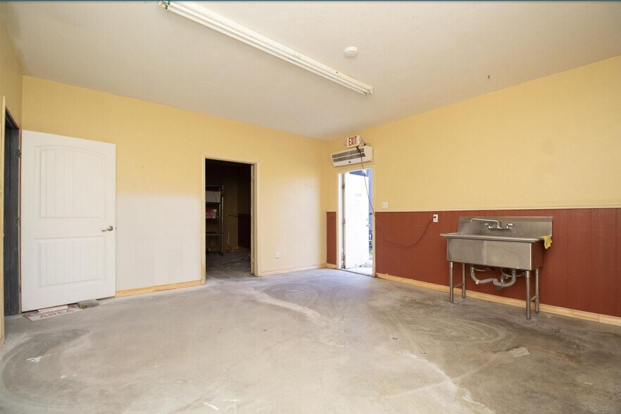 More Photos Of 5029 U.S. 83 hwy, Falcon Warehouse For Sale