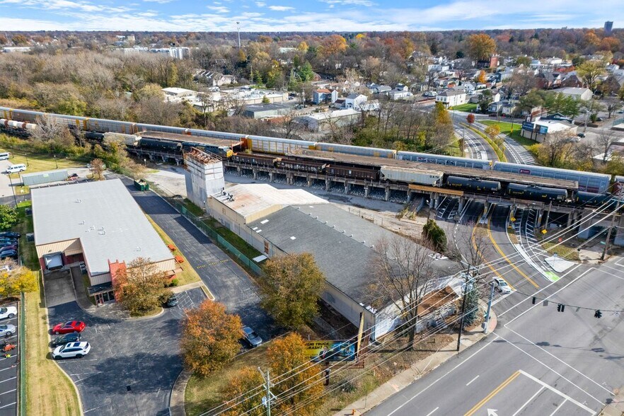 More Photos Of 335 Baxter Ave, Louisville Warehouse For Lease