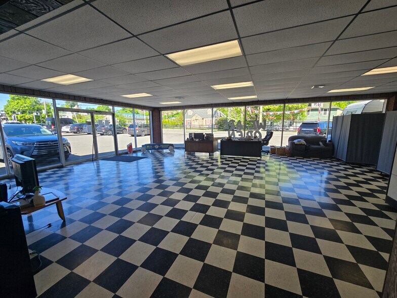More Photos Of 73-77 Kingston Ave, Port Jervis Auto Dealership For Sale