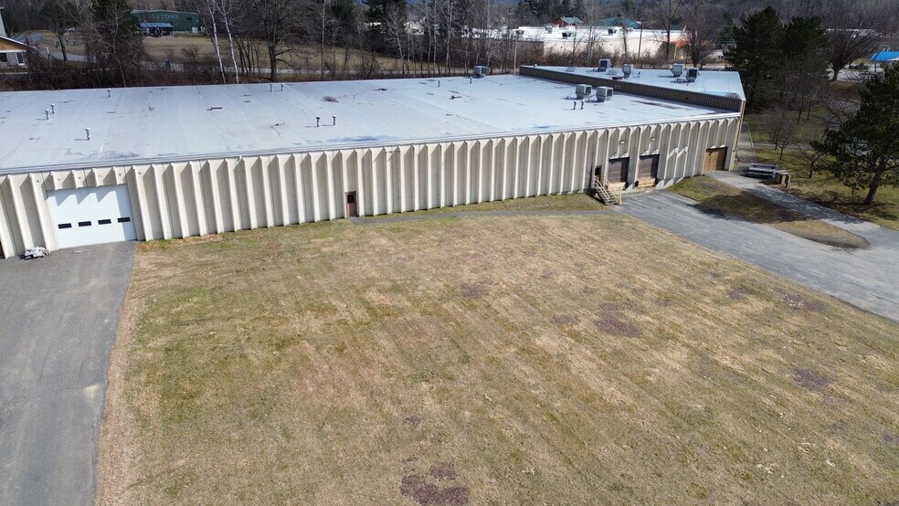 More Photos Of 113 Technology Dr, Brattleboro Office For Lease