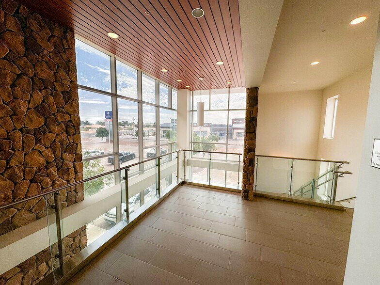More Photos Of 13600 Horizon Blvd, Horizon City Hospital For Lease