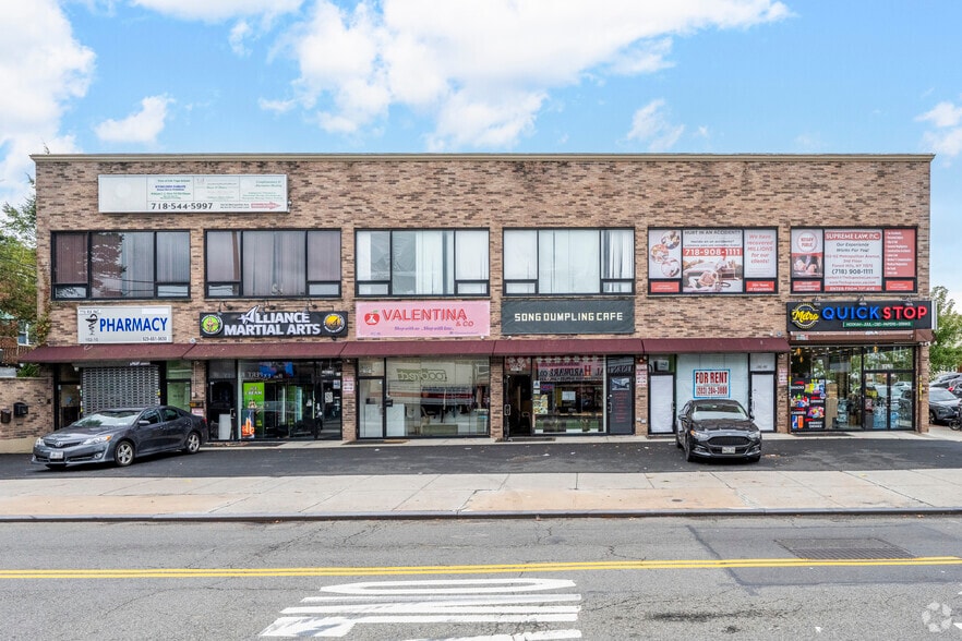 More Photos Of 10200-10210 Metropolitan Ave, Forest Hills Restaurant For Lease