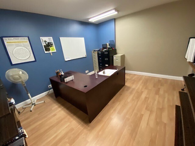 More Photos Of 854-870 4th St, San Rafael Storefront For Sale