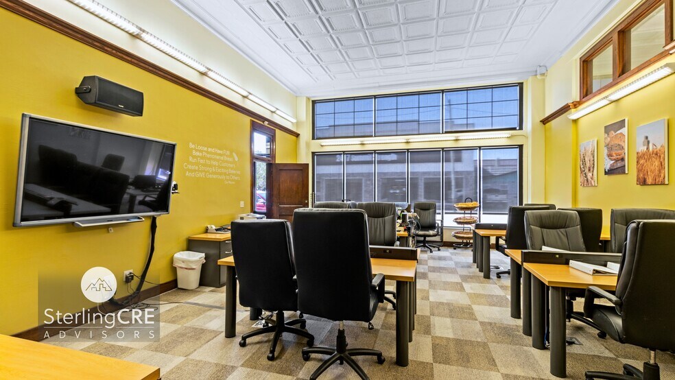More Photos Of 28 S Montana St, Dillon Office For Sale