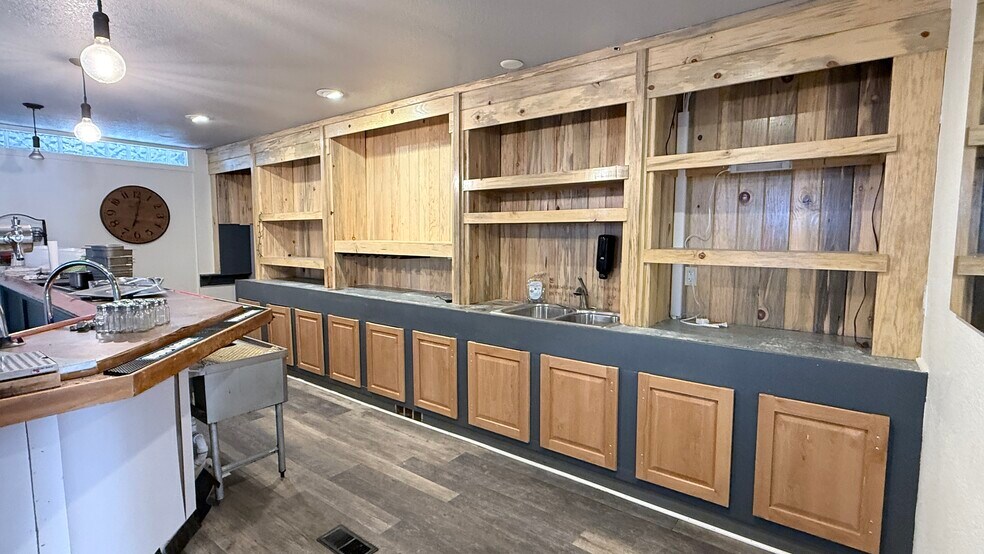 More Photos Of 237 4th Street, Mead Restaurant For Sale