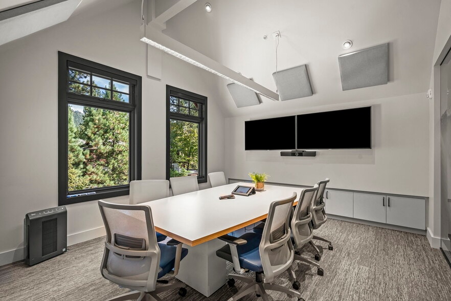 More Photos Of 936 Southwood Blvd, Incline Village Loft Creative Space For Sale
