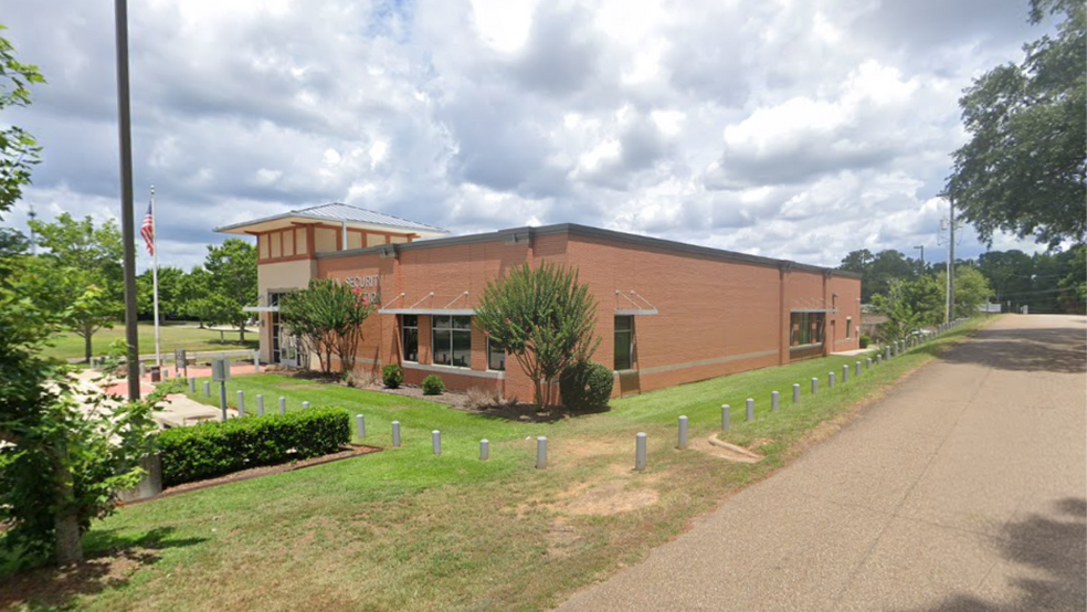 More Photos Of 103 MBL Bank Dr, Minden Office For Sale