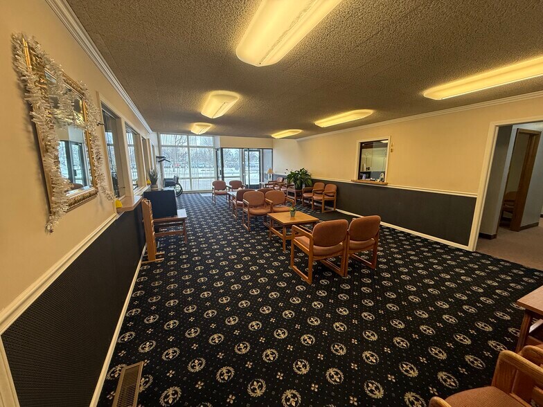 More Photos Of 1217 Kearney St, Port Huron Office For Sale