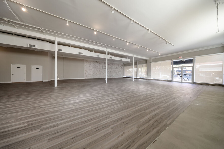 More Photos Of 121 E 1st St, Sanford Office Residential For Sale