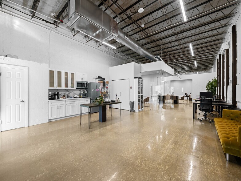 More Photos Of 719-721 NE 2nd Ave, Fort Lauderdale Office For Sale