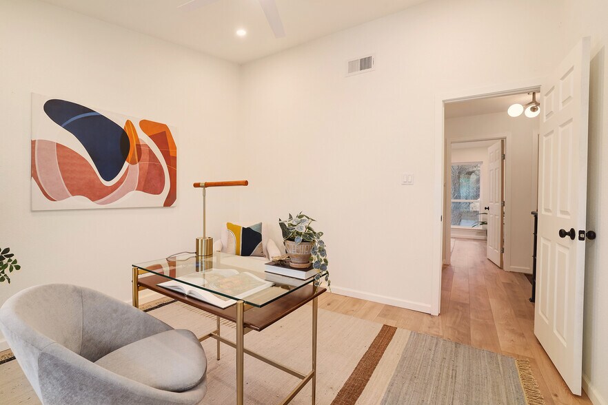 More Photos Of 3802 Southway Dr, Austin Apartments For Sale