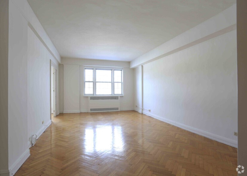 More Photos Of 2-24 Chase Rd, Scarsdale Apartments For Lease