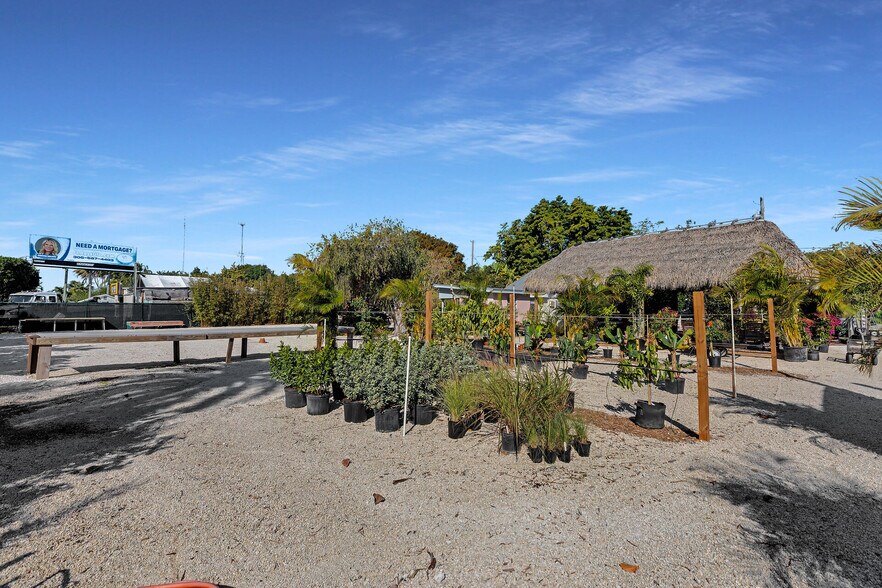 More Photos Of 27001 Overseas Hwy, Cudjoe Key Garden Center For Sale