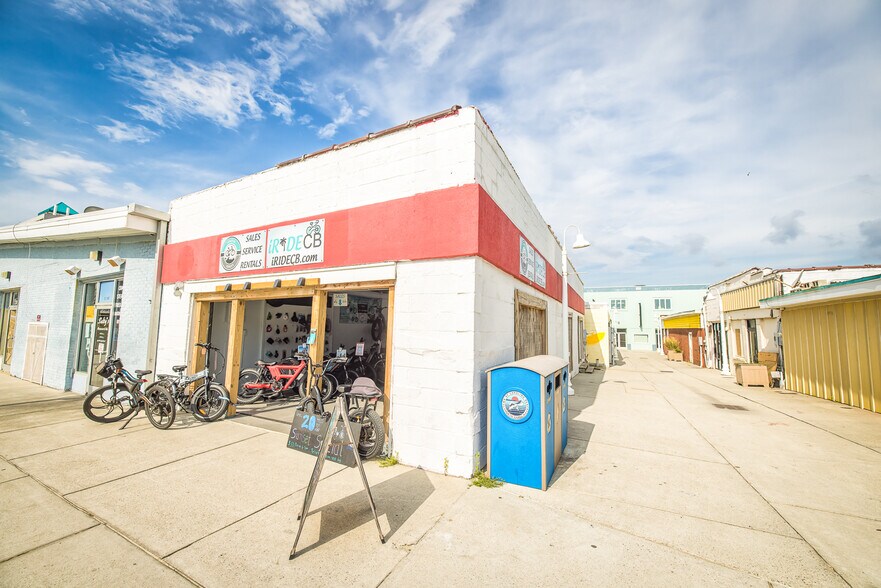 More Photos Of 12 N Pavilion Ave, Carolina Beach Storefront Retail Office For Sale