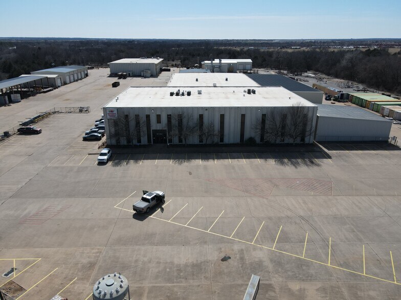 More Photos Of 1200 E Highway 7, Duncan Manufacturing For Sale