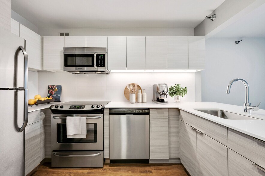 More Photos Of 420 E Ohio St, Chicago Apartments For Sale