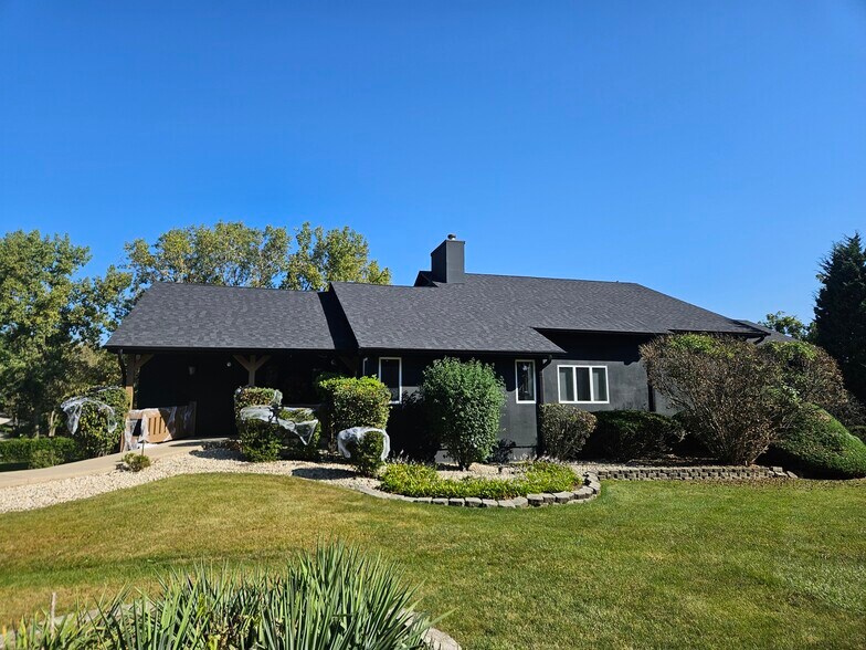 Primary Photo Of 10600 W 143rd St, Orland Park Office For Lease