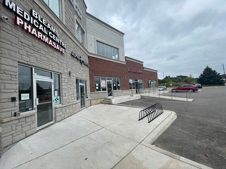 More Photos Of 1241 Strasburg Rd, Kitchener Storefront Retail Office For Sale