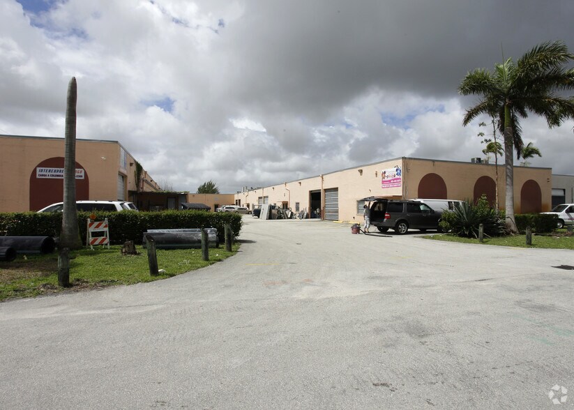 More Photos Of 6900-6930 NW 46th St, Miami Warehouse For Lease
