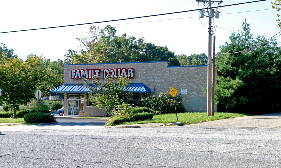More Photos Of 3615 E Northern Pky, Baltimore Freestanding For Lease