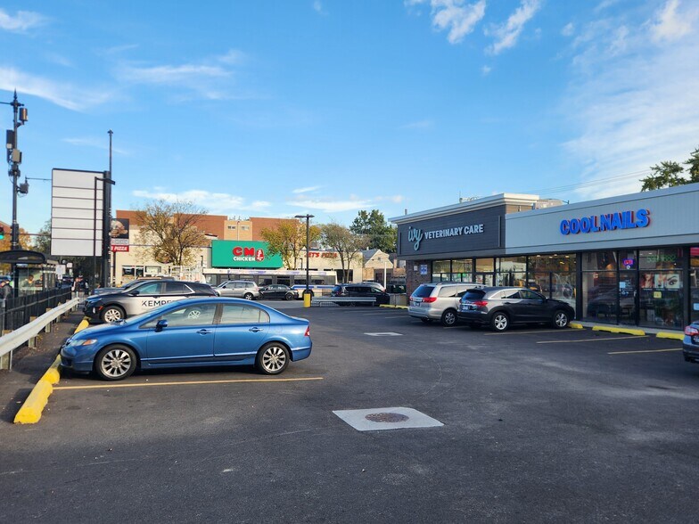 More Photos Of 3401-3417 W Irving Park Rd, Chicago Storefront For Lease
