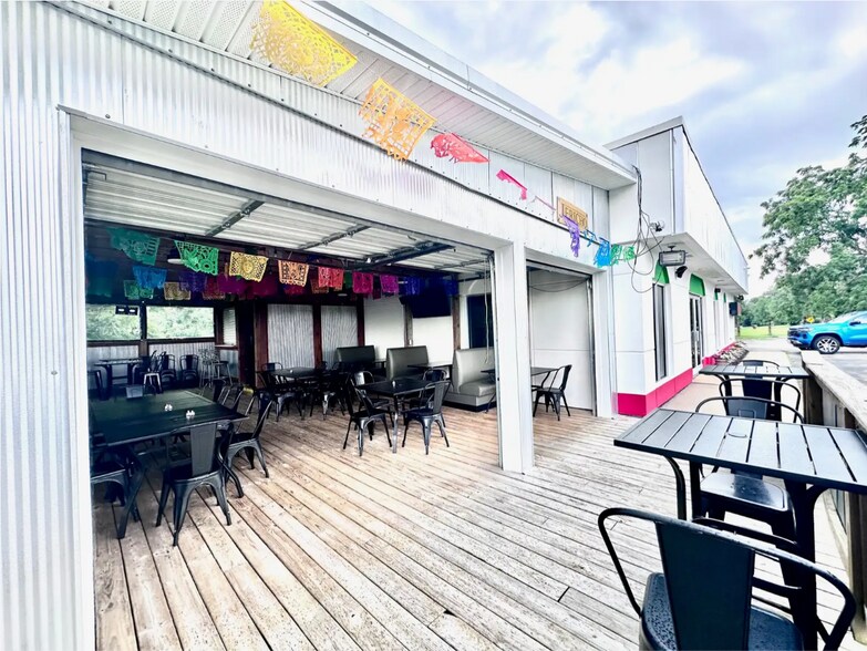 More Photos Of 3350 Lake Jericho Rd, Smithfield Restaurant For Lease