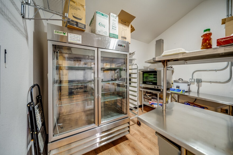 More Photos Of 801 Main St, Fort Morgan Freestanding For Sale