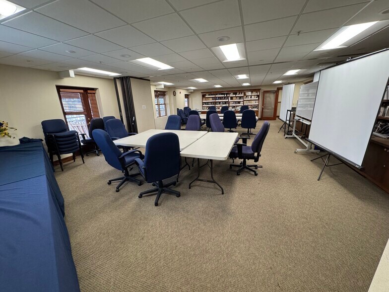 More Photos Of 230 Cherry St, Fort Collins Office For Sale