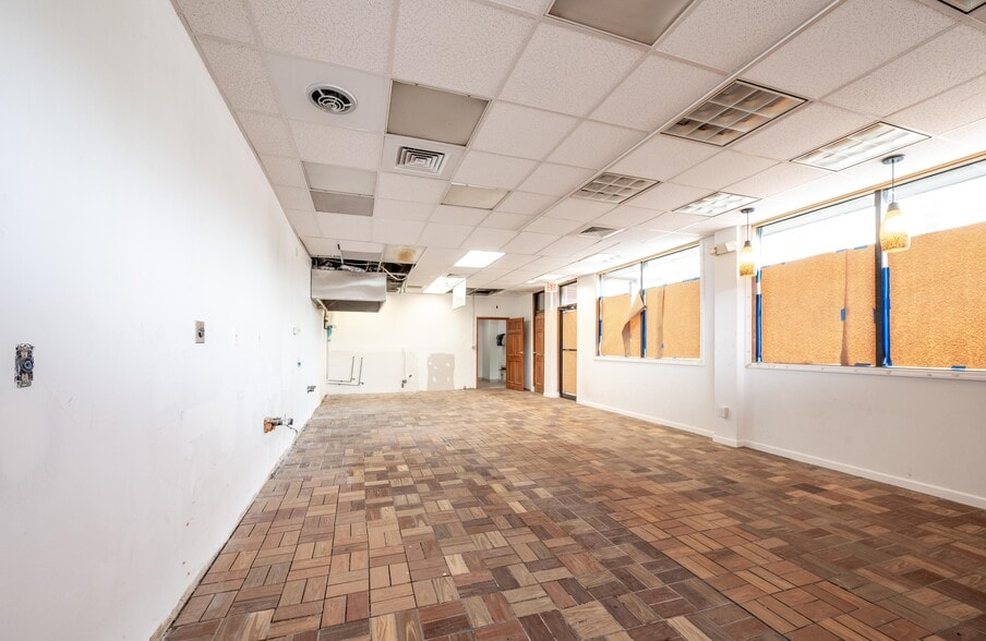 More Photos Of 132 Federal Rd, Danbury Storefront For Lease