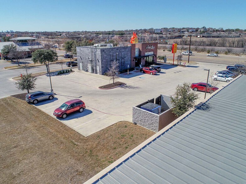 More Photos Of 7900 Denton Hwy, Watauga Restaurant For Lease