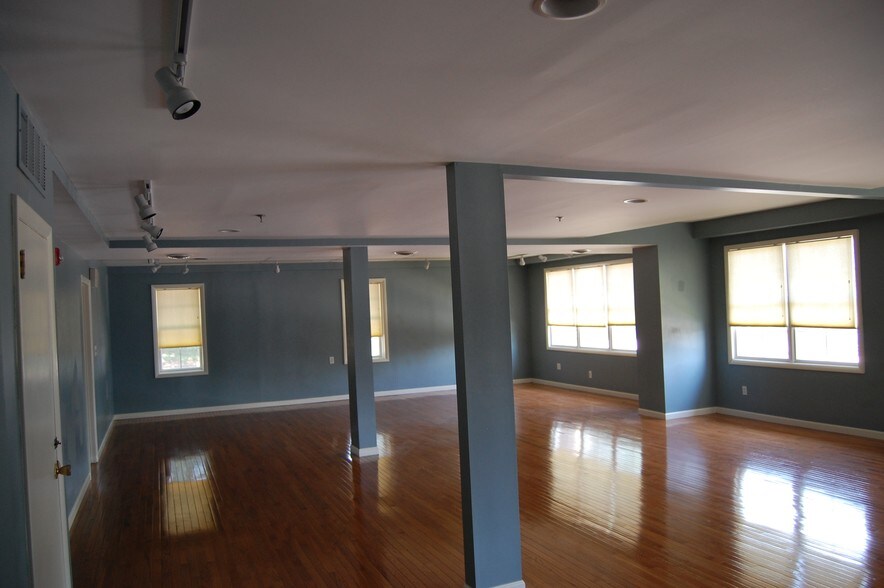 More Photos Of 813 Bethlehem Pike, Erdenheim Medical For Lease