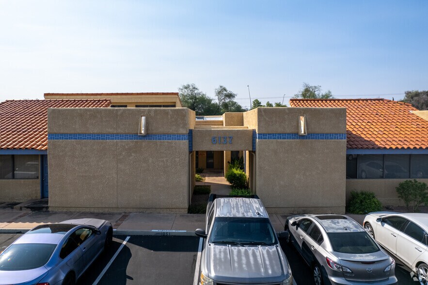 More Photos Of 6137 E Grant Rd, Tucson Medical For Lease