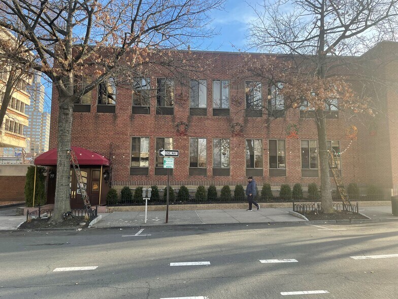 More Photos Of 99 Court St, White Plains Office For Sale