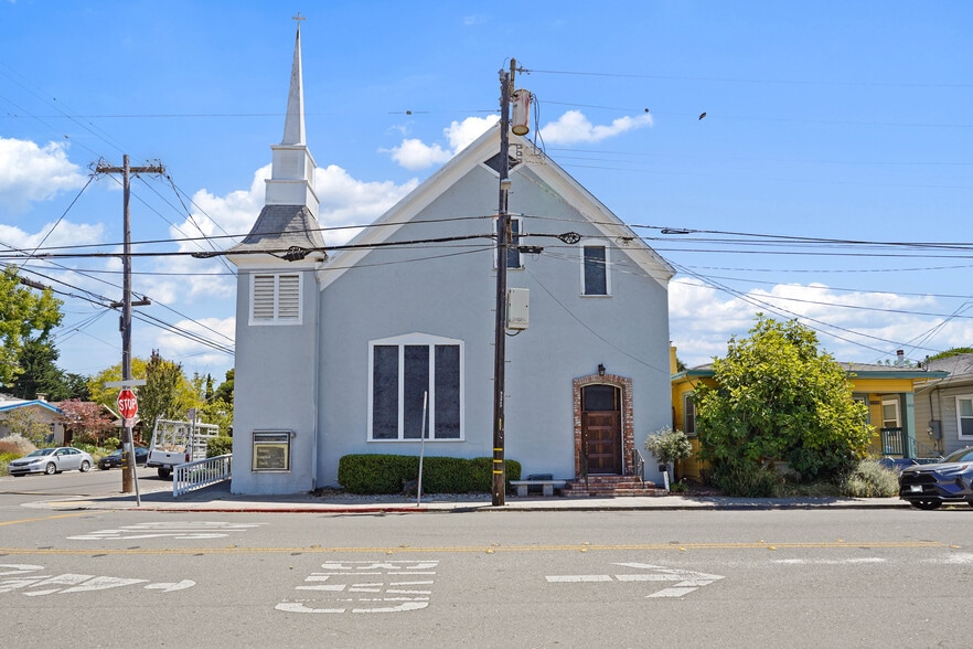 More Photos Of 2703 California St, Berkeley Religious Facility For Sale