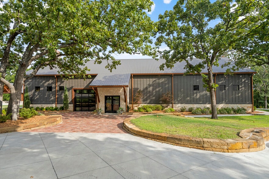 More Photos Of 19501 W 41st St, Sand Springs Specialty For Sale