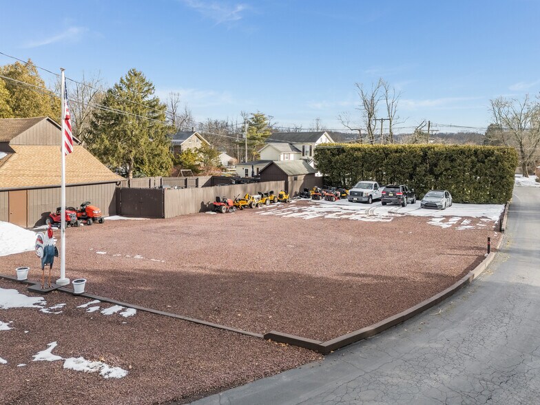 More Photos Of 5 Larison Ln, Ringoes Storefront Retail Office For Sale