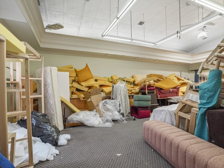More Photos Of 253-259 Mill St, Greenwich General Retail For Lease