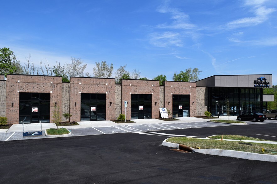 More Photos Of 11111-11119 Kingston Pike, Knoxville General Retail For Lease