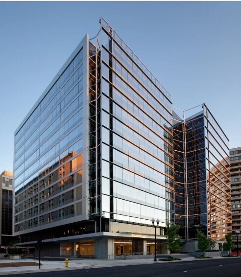 More Photos Of 1400 Crystal Dr, Arlington Office For Lease